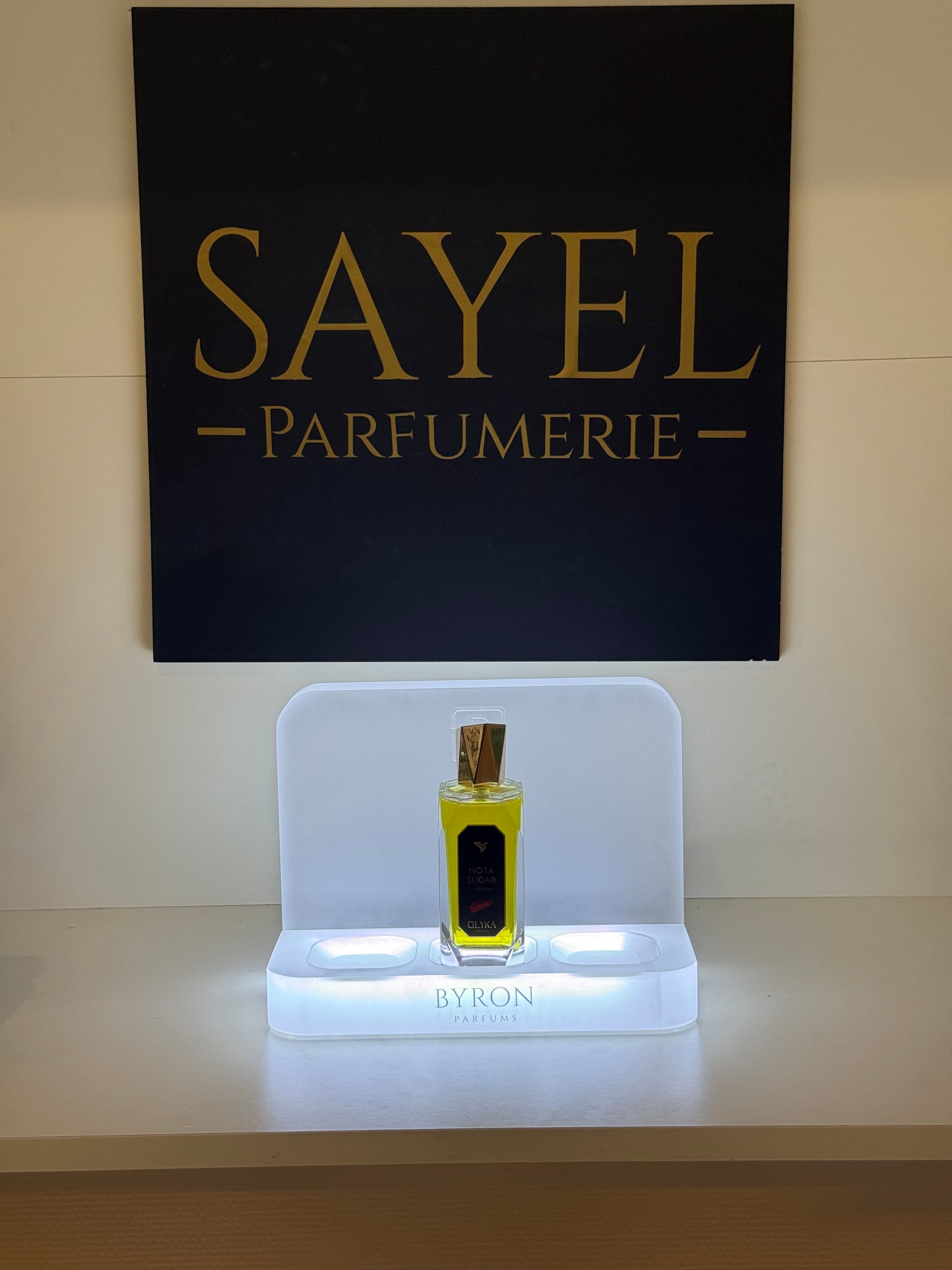 Flacon du parfum Nota Sugar par Ulyka Parfums